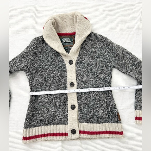 Roots Canada Cabin Shawl Cardigan Sweater - Picture 5 of 12